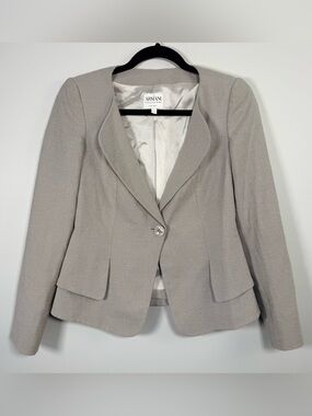 Armani Collezioni Women's 2 Light Gray Blazer Giacca Jacket
Single-Button Flare